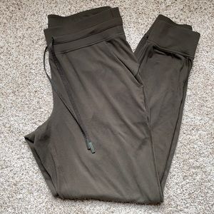 Gently worn olive Ready to Rulu lululemon joggers